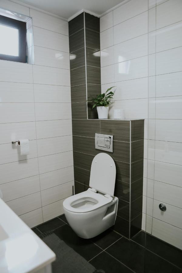Apartman Nikola Gospić Zewnętrze zdjęcie