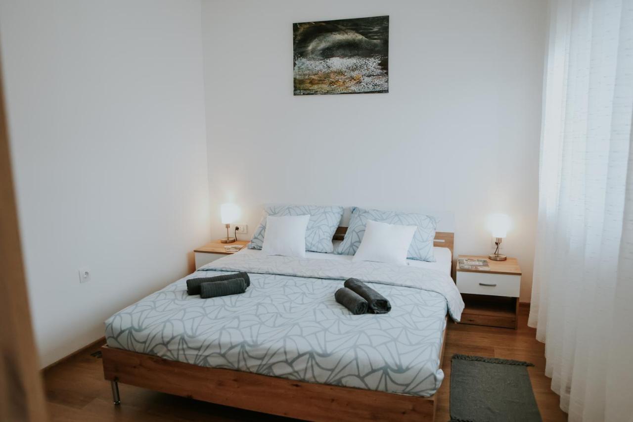 Apartman Nikola Gospić Zewnętrze zdjęcie