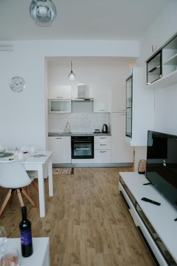 Apartman Nikola Gospić Zewnętrze zdjęcie