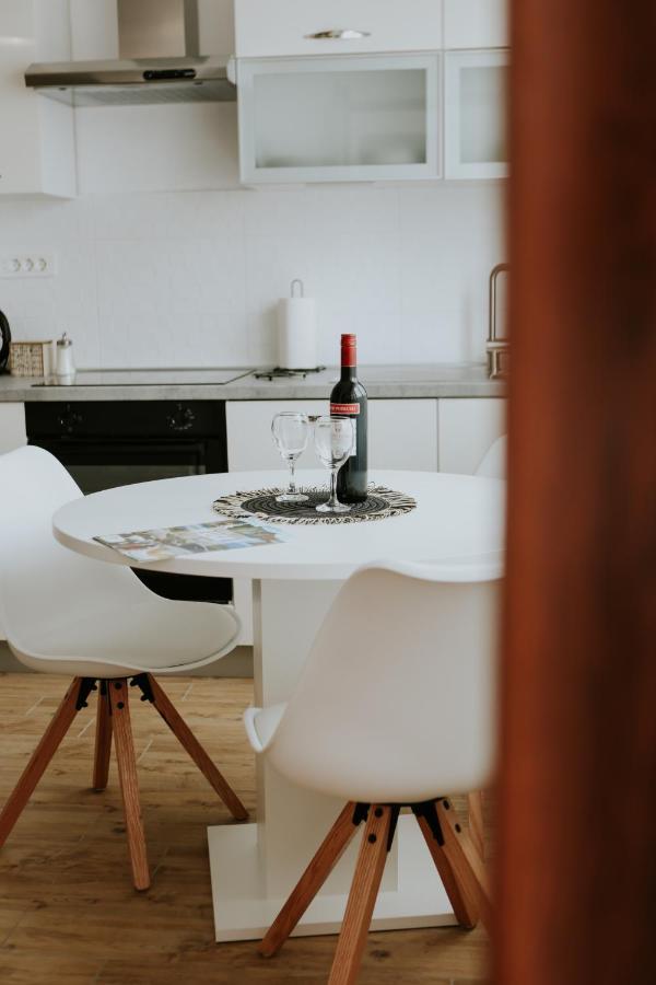 Apartman Nikola Gospić Zewnętrze zdjęcie